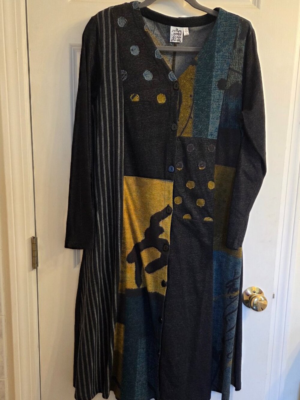 Parsley & Sage Artistic Button-Front Dress